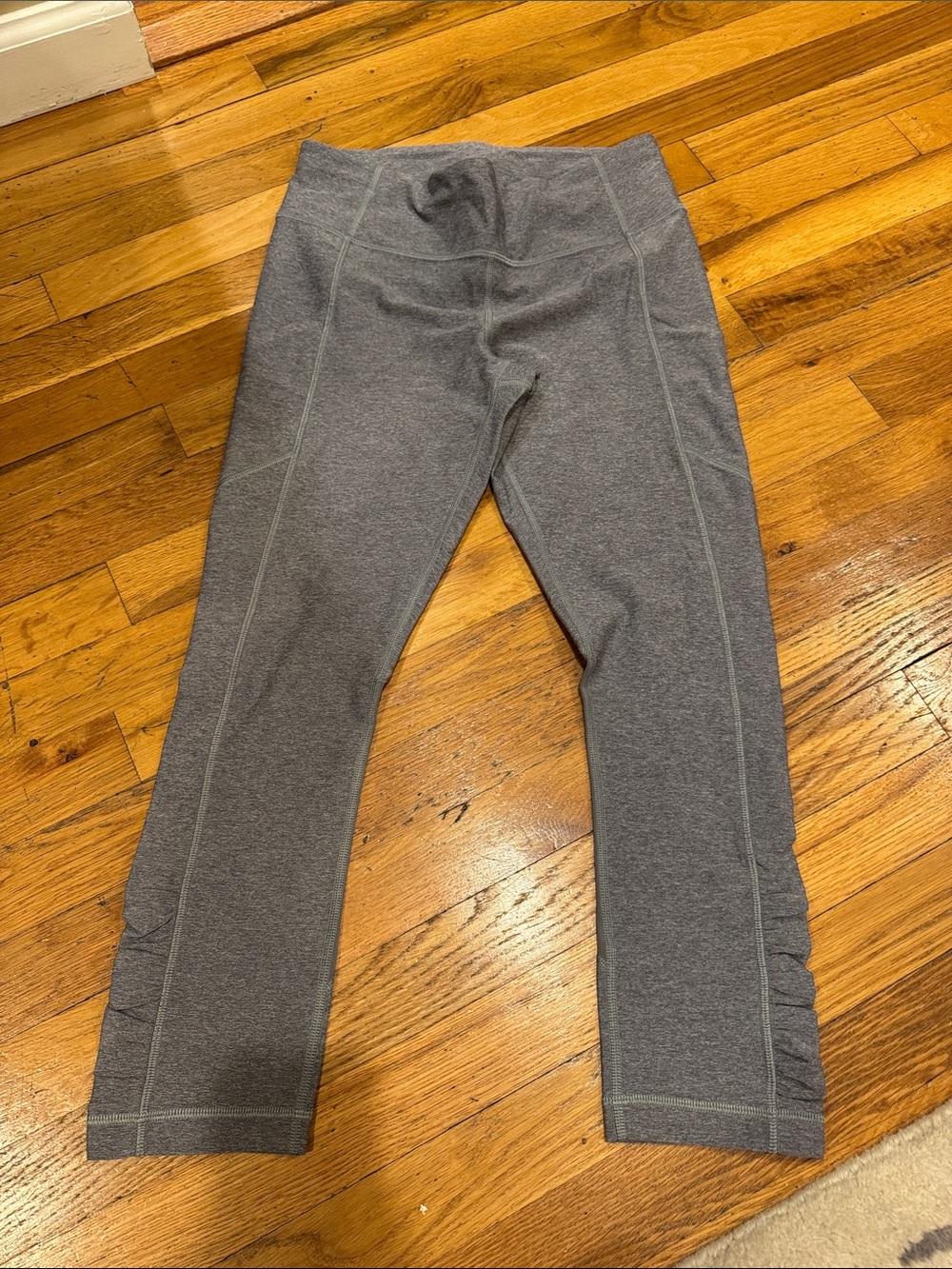 Lululemon Gray Capri Leggings